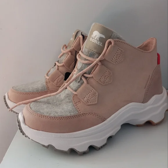 SOREL WOMEN'S KINETIC™ BREAKTHRU CARIBOU SNEAKER BOOT - Picture 2 of 9